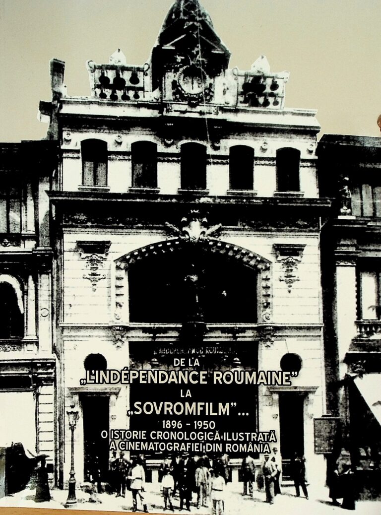 De la L`Independance Roumaine la Sovromfilm...1896-1950 - O istorie cronologica ilustrata a cinematografiei din Romania